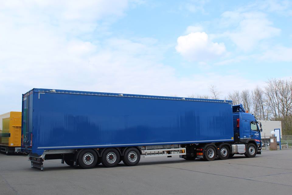 MFTC levert Kraker trailers aan Renewi