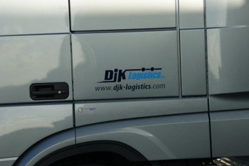 97 kuubs Kraker trailer voor DJK Logistics