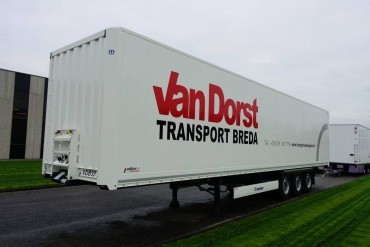 Van Dorst Breda breidt uit met Krone trailers