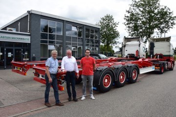 3 D-Tec containerchassis voor F&R Transport