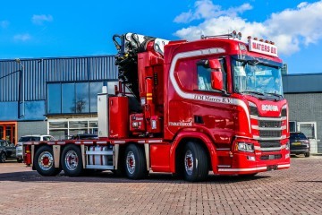 Scania met 100 tons Hiab autolaadkraan voor ITM Maters