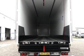 Heiwo kettingbaan trailers voor Bolk Transport