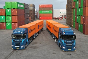 Nieuwe Jumbo container B-Double
