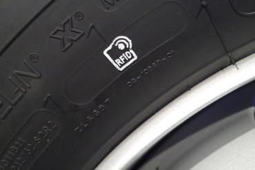 Michelin rust (trailer)banden uit met RFID-chip