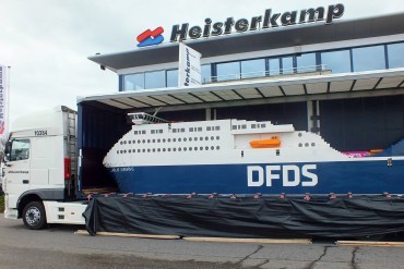 DFDS Lego ferry even in Oldenzaal