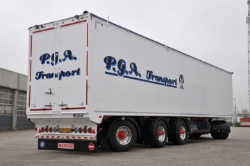 Gestuurde Bulthuis Cargo oplegger voor P.G.A.