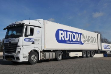 Vijftig Krone Dry-Liners voor Rutom Cargo