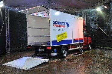 Schmitz stopt met chassis-cabine opbouwen