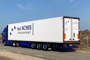 Polyester Krone koeloplegger voor Van Schie Transport 