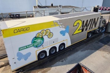 Emons pakt door met zonnepanelen op 2WIN-trailers