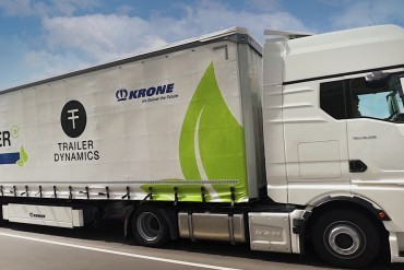 Krone met twee e-trailers naar Hannover