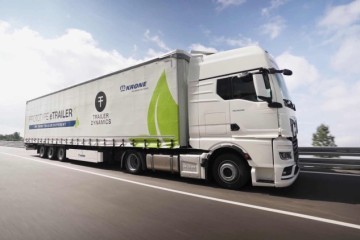DB Schenker test e-trailer van Krone
